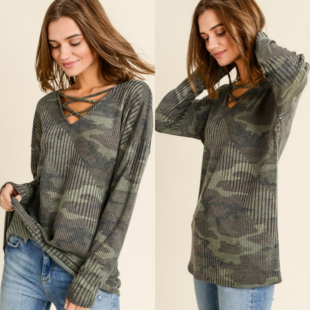LAST 1! Camo criss cross ribbed tunic - Picture 2 of 7